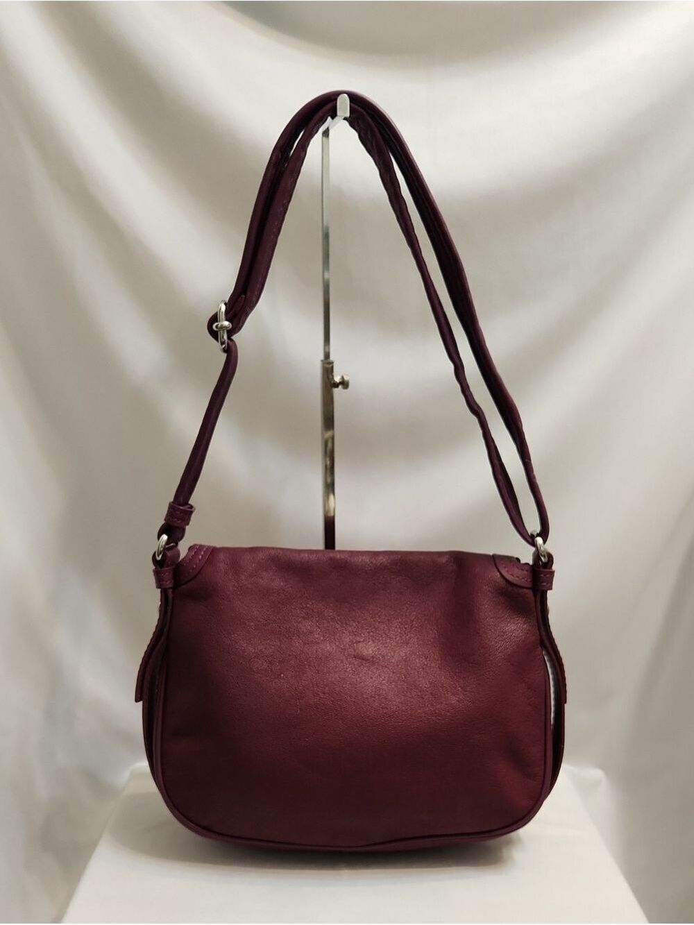 Marc By Marc Jacobs Classic Q Natasha Deep Burgundy Leather Shoulder Bag - Picture 2 of 16